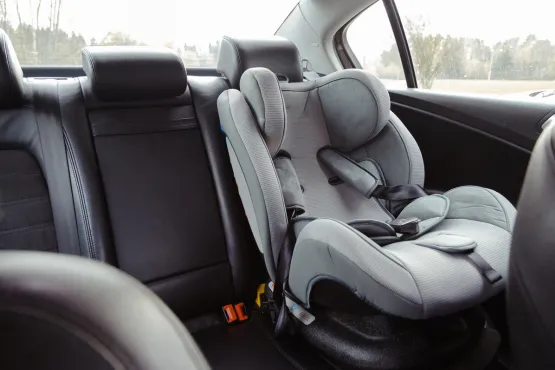 chauffeur taxi conventionne transport scolaire enfant siege auto